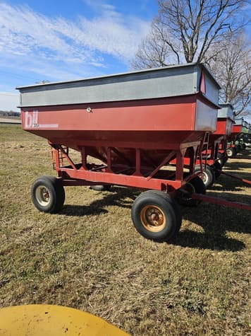 Main image Bradford 335A